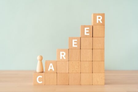 キャリアとは？いま企業に求められる『キャリア自律』の考え方